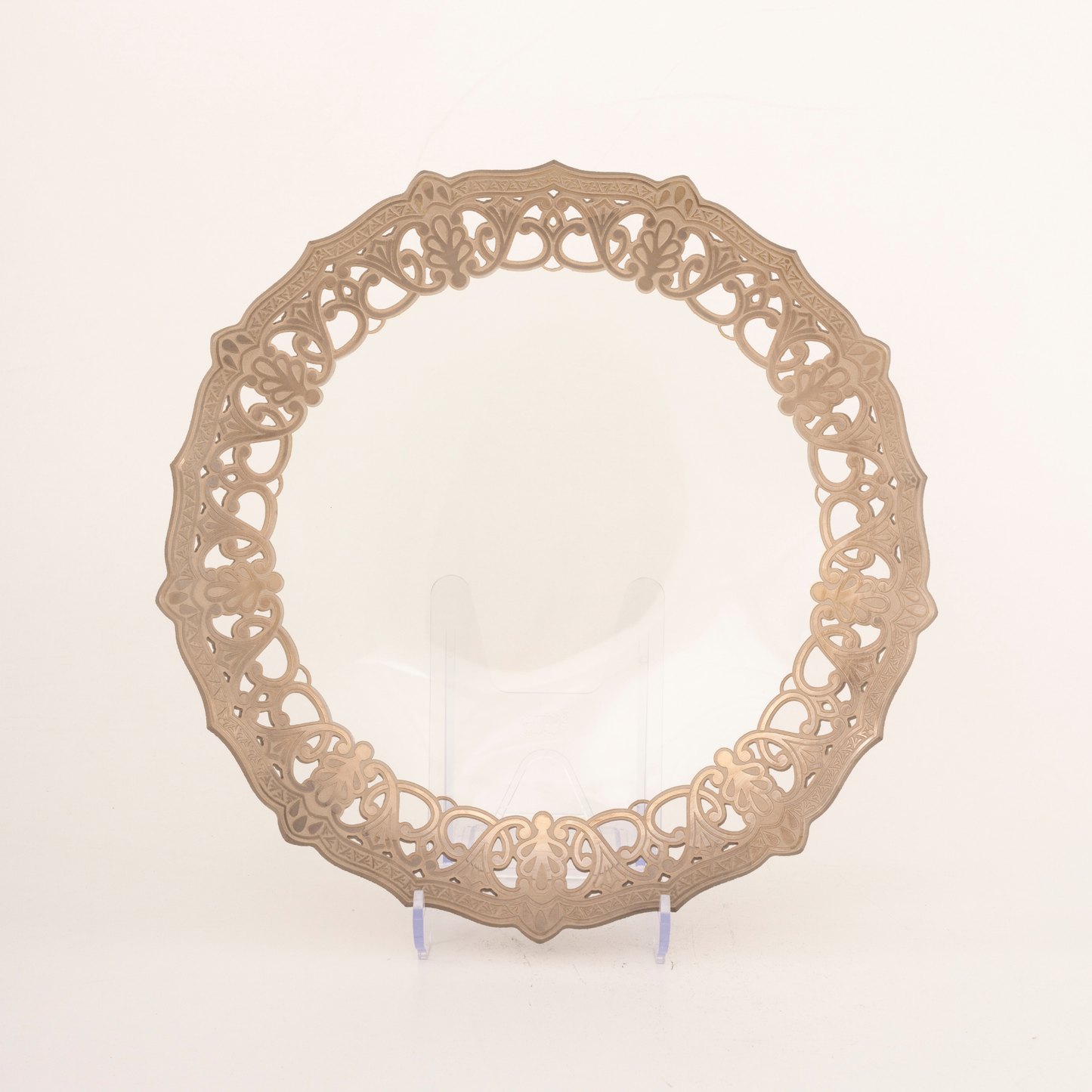 LEAF WITH HEM-STICH PLATE